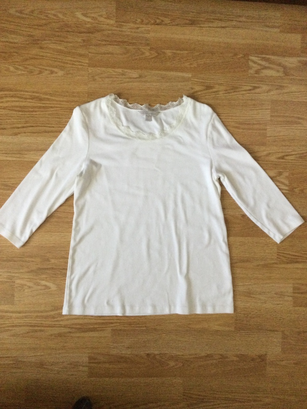 Laura Ashley White 3/4 Sleeve Cotton Knit Top Shirt with Lace Neckline PS